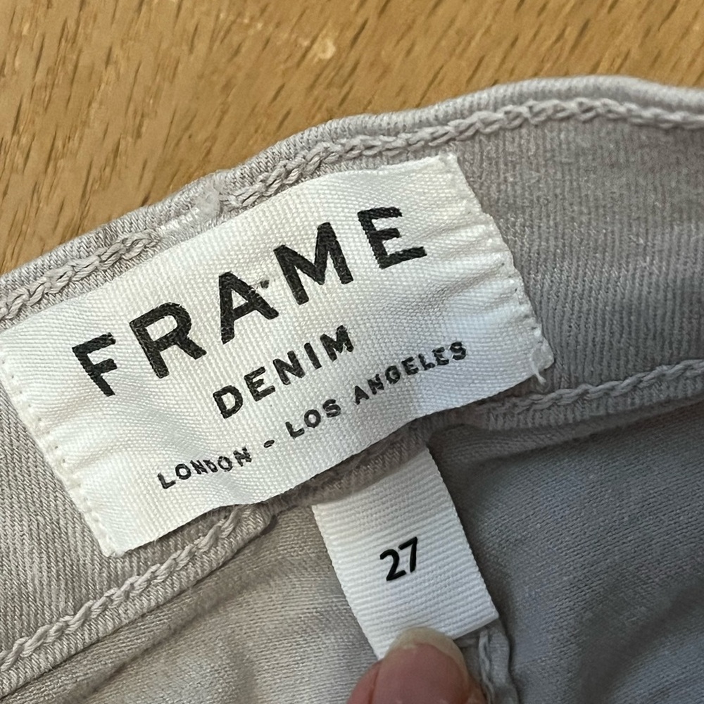 FRAME Le High Skinny Distressed Jeans - Picture 10 of 11